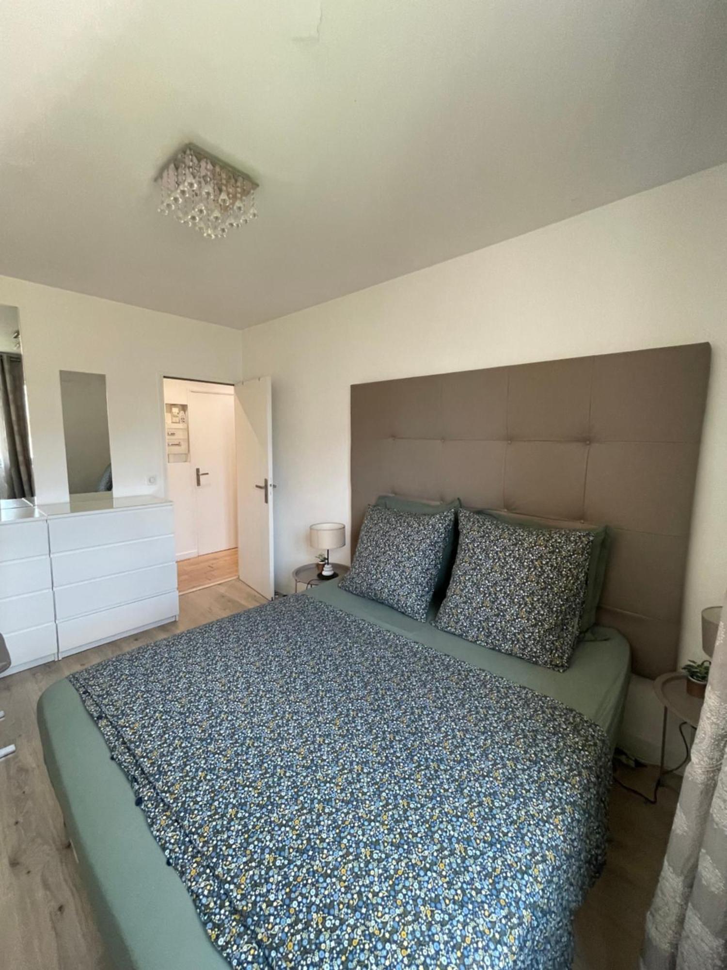 Tres Joli Appartement Mignon Confortable A Paris Villeneuve-La-Garenne Exteriör bild
